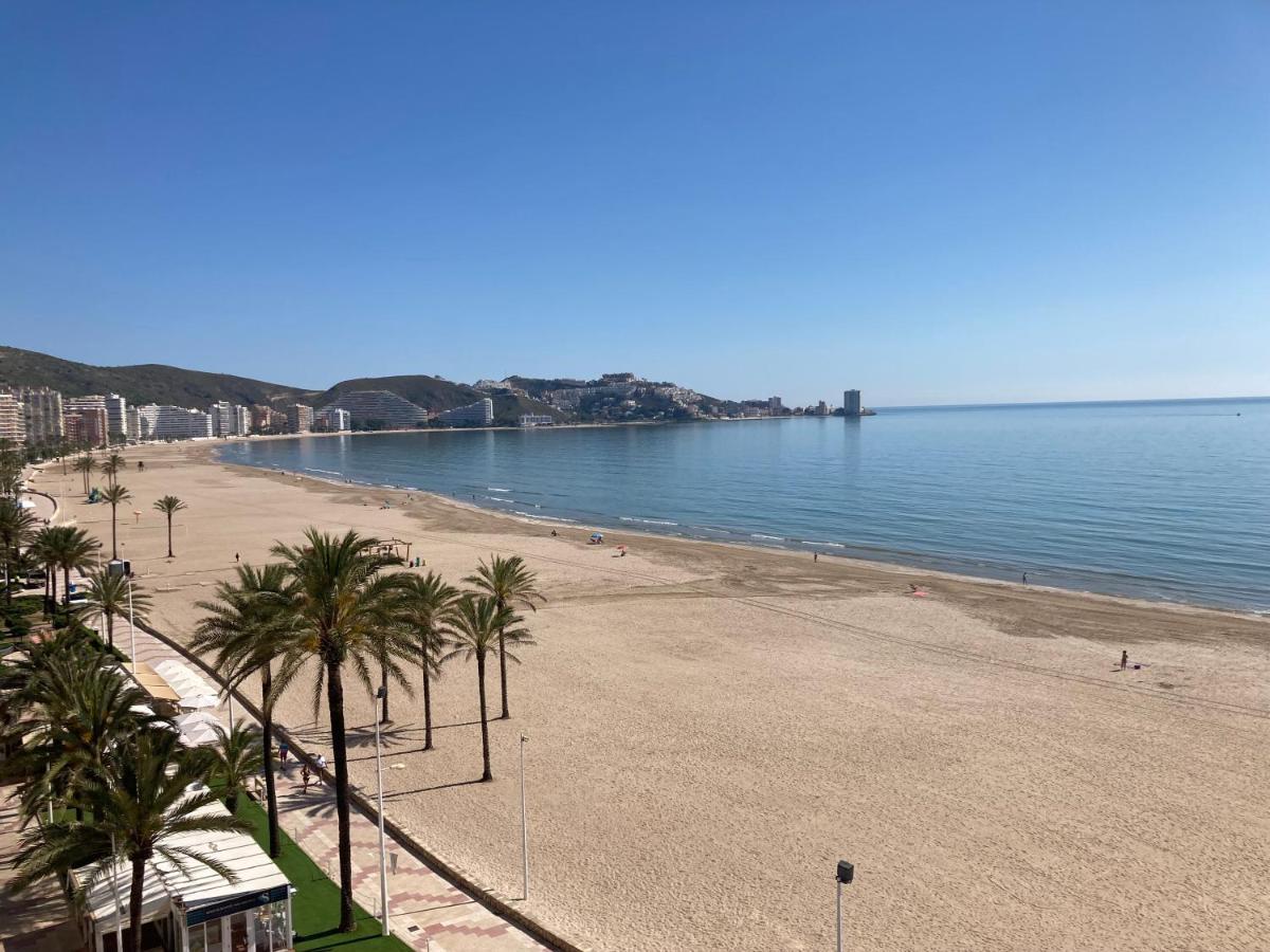 Beachfront And Renovated Apartment Кульера Экстерьер фото