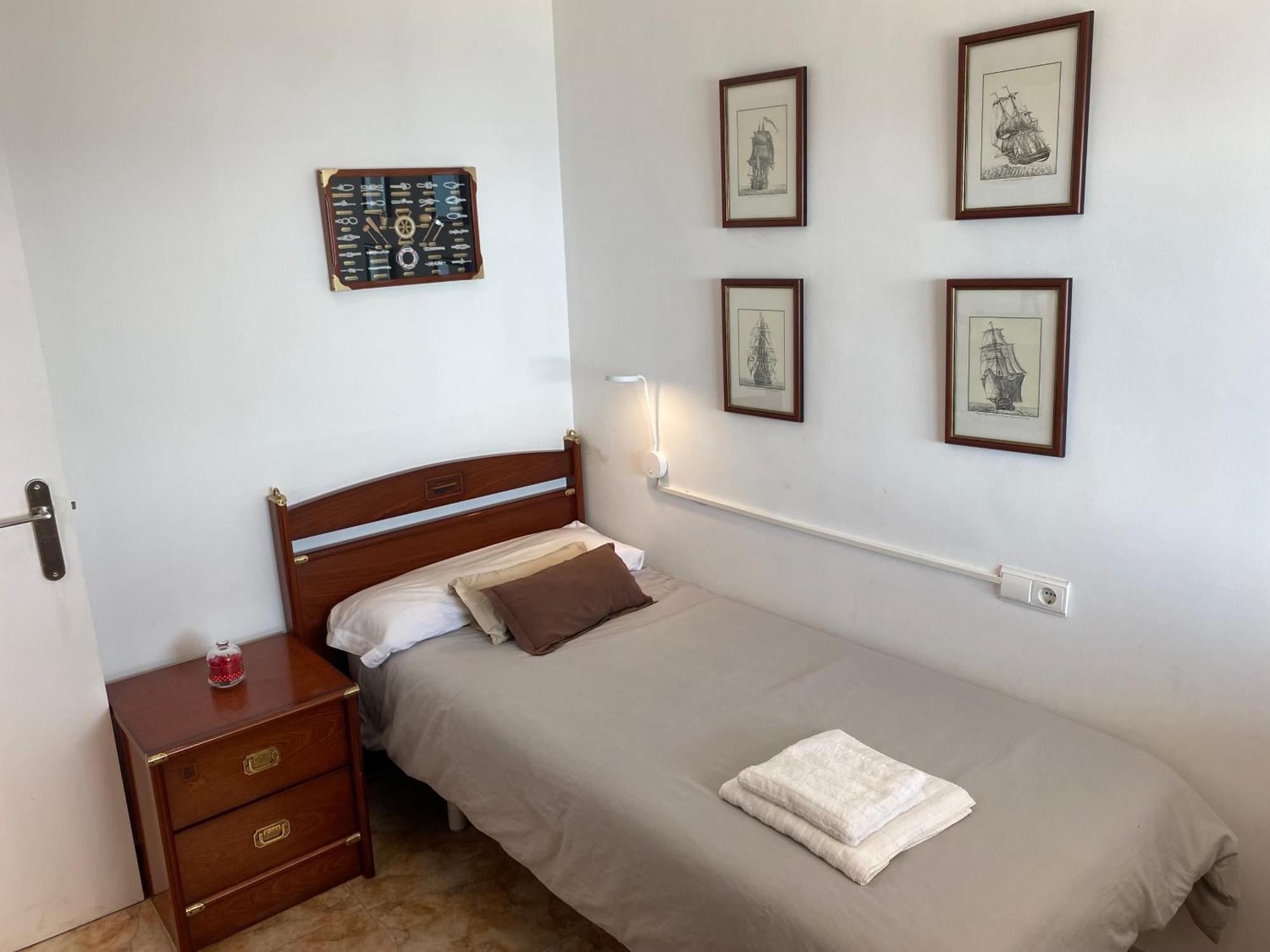 Beachfront And Renovated Apartment Кульера Экстерьер фото